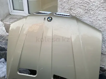 Капот BMW X5 E53 за 30 000 тг. в Усть-Каменогорск