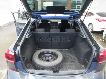 Volkswagen Polo 2021 года за 6 508 000 тг. в Актобе – фото 11