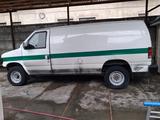 Ford Econoline 2002 годаfor2 600 000 тг. в Тараз
