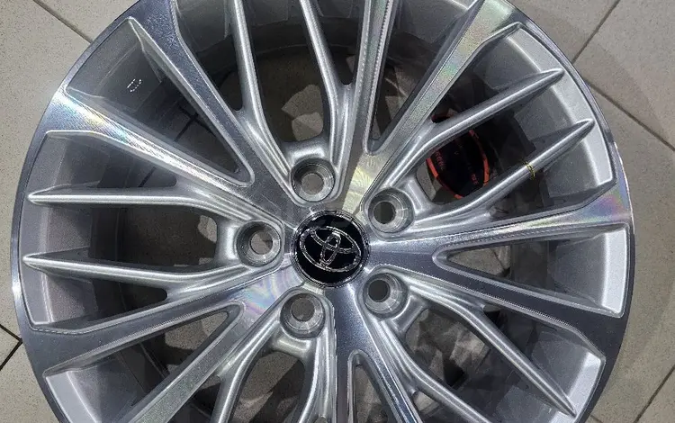 Диск R17 за 250 000 тг. в Актобе
