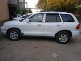 Hyundai Santa Fe 2003 годаүшін4 000 000 тг. в Караганда – фото 2