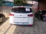 Kia Carnival 2020 года за 13 900 000 тг. в Алматы – фото 2