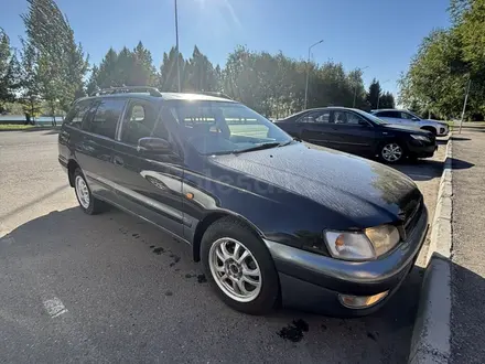 Toyota Caldina 1996 года за 2 150 000 тг. в Усть-Каменогорск