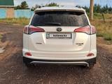 Toyota RAV4 2018 года за 14 300 000 тг. в Павлодар – фото 4