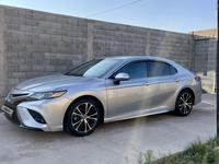 Toyota Camry 2020 годаүшін12 800 000 тг. в Шымкент