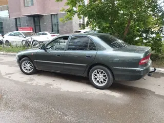 Mitsubishi Galant