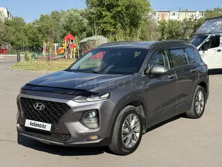 Hyundai Santa Fe 2018 года за 10 500 000 тг. в Астана – фото 3