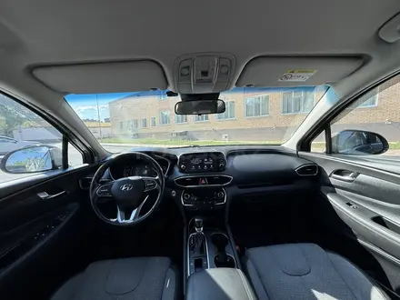 Hyundai Santa Fe 2018 года за 10 500 000 тг. в Астана – фото 14