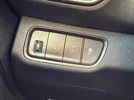 Hyundai Santa Fe 2018 года за 10 500 000 тг. в Астана – фото 22