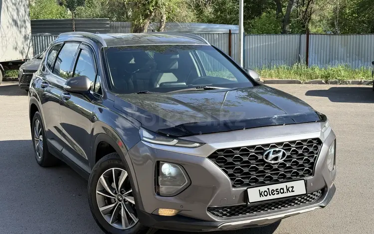 Hyundai Santa Fe 2018 годаүшін10 500 000 тг. в Астана