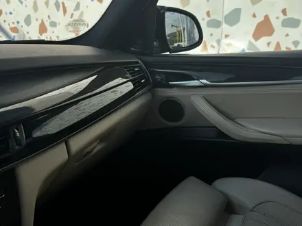 BMW X5 2015 года за 14 000 000 тг. в Алматы – фото 10