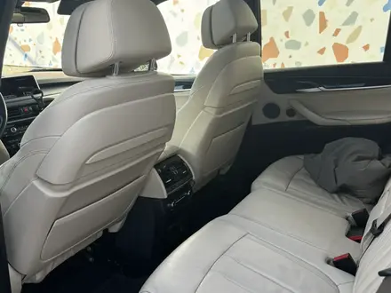 BMW X5 2015 года за 14 000 000 тг. в Алматы – фото 7