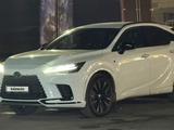 Lexus RX 500h 2023 года за 43 800 000 тг. в Астана – фото 3