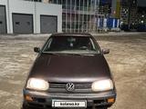 Volkswagen Golf 1993 года за 1 000 000 тг. в Астана – фото 3