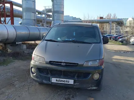 Hyundai Starex 1999 года за 2 600 000 тг. в Астана