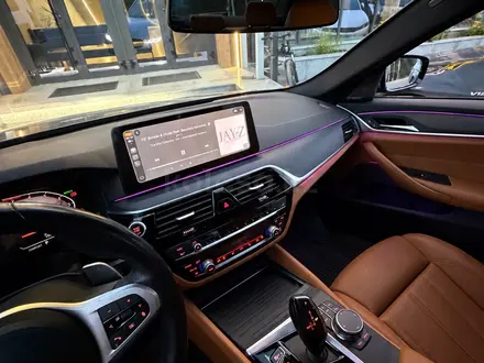 BMW 530 2023 года за 26 000 000 тг. в Алматы – фото 2