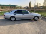 Mercedes-Benz E 320 1996 годаүшін2 900 000 тг. в Алматы – фото 5