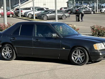 Mercedes-Benz E 280 1994 года за 2 500 000 тг. в Алматы – фото 18