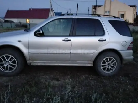 Mercedes-Benz ML 320 1998 года за 3 000 000 тг. в Щучинск – фото 3