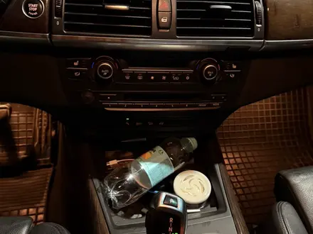 BMW X5 2011 года за 10 000 000 тг. в Алматы – фото 11