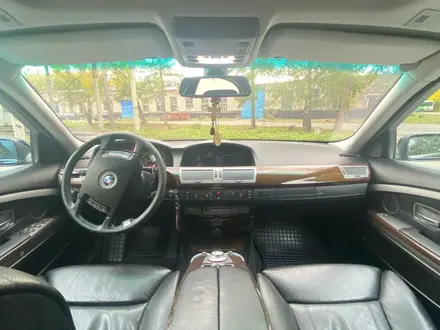 BMW 735 2001 года за 6 000 000 тг. в Петропавловск – фото 4