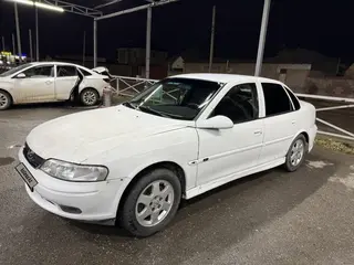 Opel Vectra, 1995
