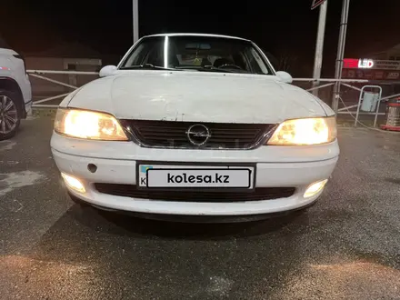 Opel Vectra, 1995
