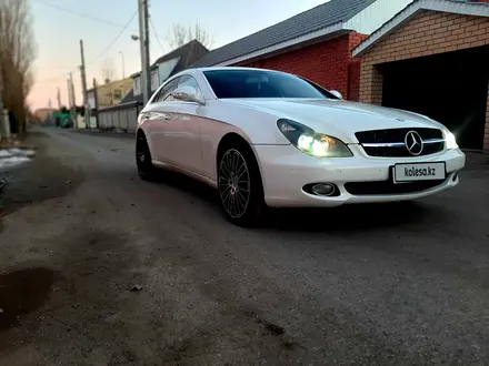 Mercedes-Benz CLS 550 2008 года за 7 800 000 тг. в Актобе – фото 3