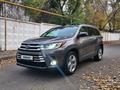 Toyota Highlander 2018 годаfor17 700 000 тг. в Семей – фото 2