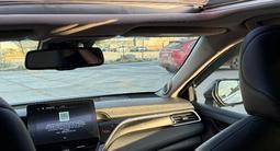 Toyota Camry 2023 года за 15 500 000 тг. в Актау – фото 5