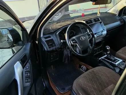 Toyota Land Cruiser Prado 2022 года за 25 800 000 тг. в Атырау – фото 5