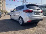 Kia Carens 2016 года за 7 000 000 тг. в Алматы – фото 4