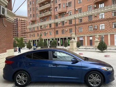 Hyundai Elantra 2017 года за 4 500 000 тг. в Актау – фото 4