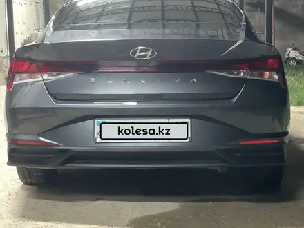 Hyundai Elantra 2021 года за 9 500 000 тг. в Шымкент – фото 5