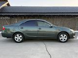 Toyota Camry 2004 года за 7 100 000 тг. в Алматы – фото 2