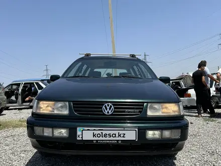 Volkswagen Passat 1993 года за 2 300 000 тг. в Шымкент