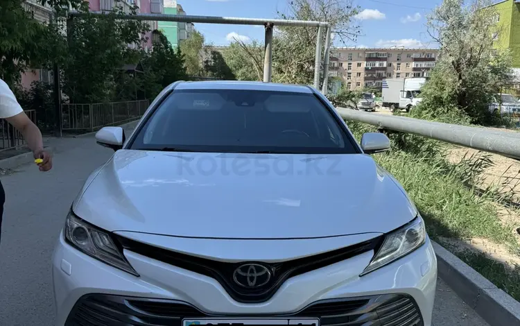Toyota Camry 2019 года за 13 000 000 тг. в Кызылорда