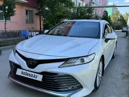Toyota Camry 2019 года за 13 000 000 тг. в Кызылорда – фото 2