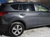 Toyota RAV4 2015 годаүшін11 800 000 тг. в Актобе – фото 3