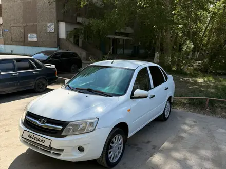 ВАЗ (Lada) Granta 2190 2013 года за 2 100 000 тг. в Семей – фото 2