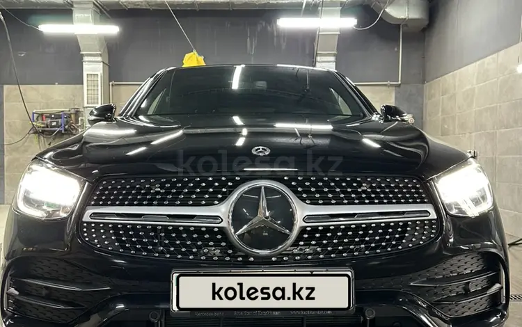 Mercedes-Benz GLC Coupe 300 2021 годаfor29 000 000 тг. в Алматы
