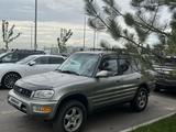 Toyota RAV4 1999 года за 3 500 000 тг. в Алматы
