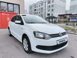 Volkswagen Polo 2015 года за 5 100 000 тг. в Алматы – фото 2