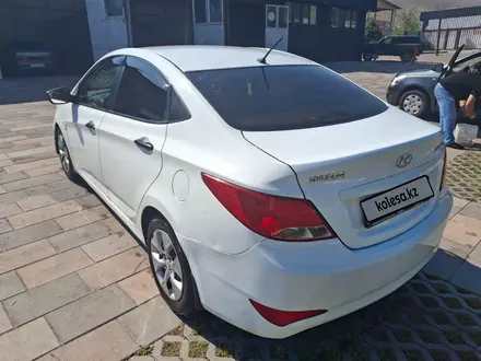 Hyundai Solaris 2015 года за 5 500 000 тг. в Алматы – фото 4