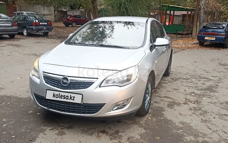 Opel Astra 2011 года за 1 600 000 тг. в Уральск