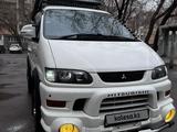 Mitsubishi Delica 2003 годаүшін10 000 000 тг. в Караганда – фото 2