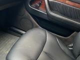 Mercedes-Benz S 320 1996 годаүшін4 000 000 тг. в Атырау – фото 4