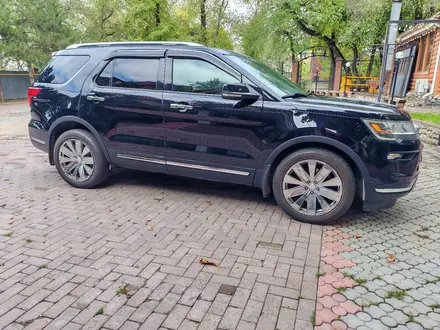Ford Explorer 2018 года за 13 500 000 тг. в Алматы – фото 12