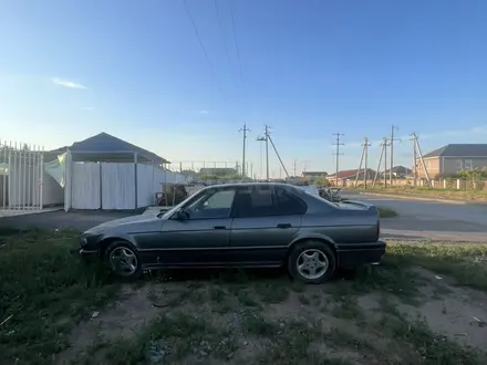 BMW 525 1992 года за 800 000 тг. в Астана – фото 3