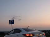 Hyundai Accent 2018 года за 5 900 000 тг. в Щучинск – фото 2